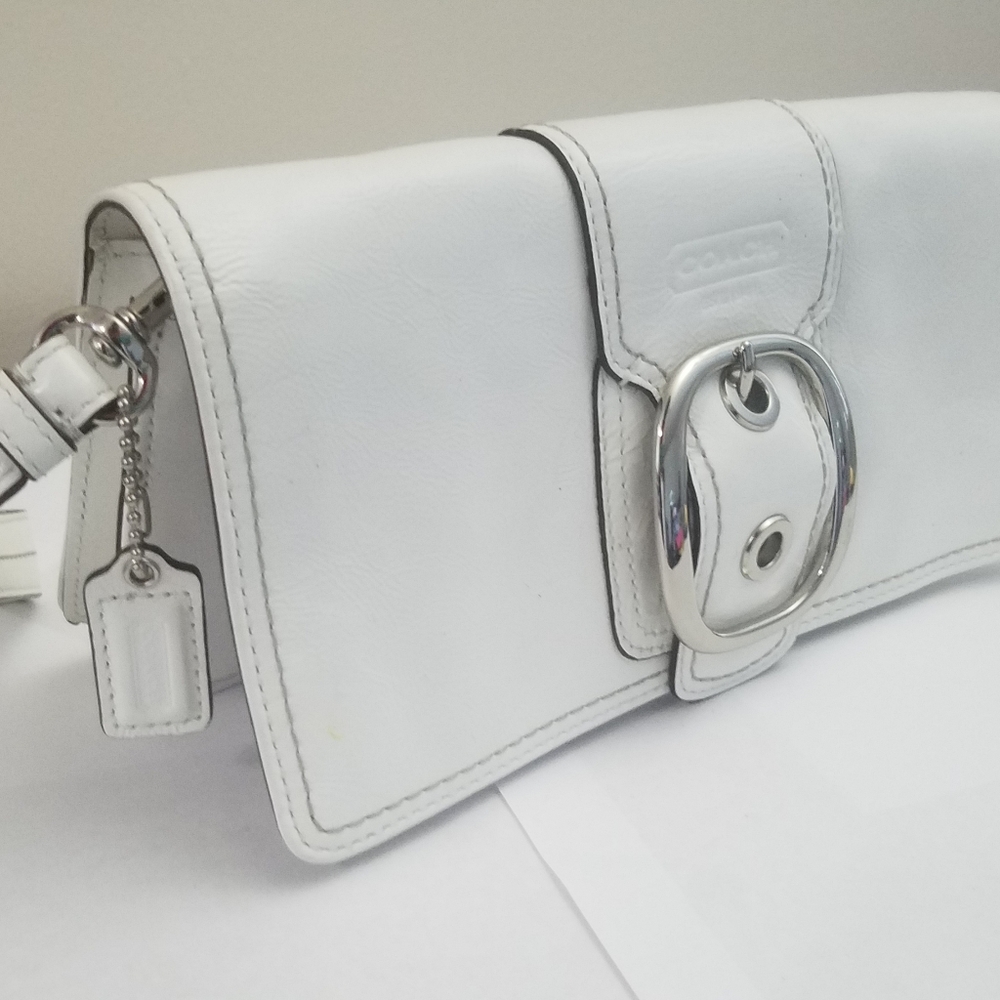 Wallet/wristlet